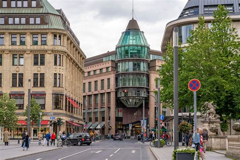 Luxury Shopping in Dusseldorf 